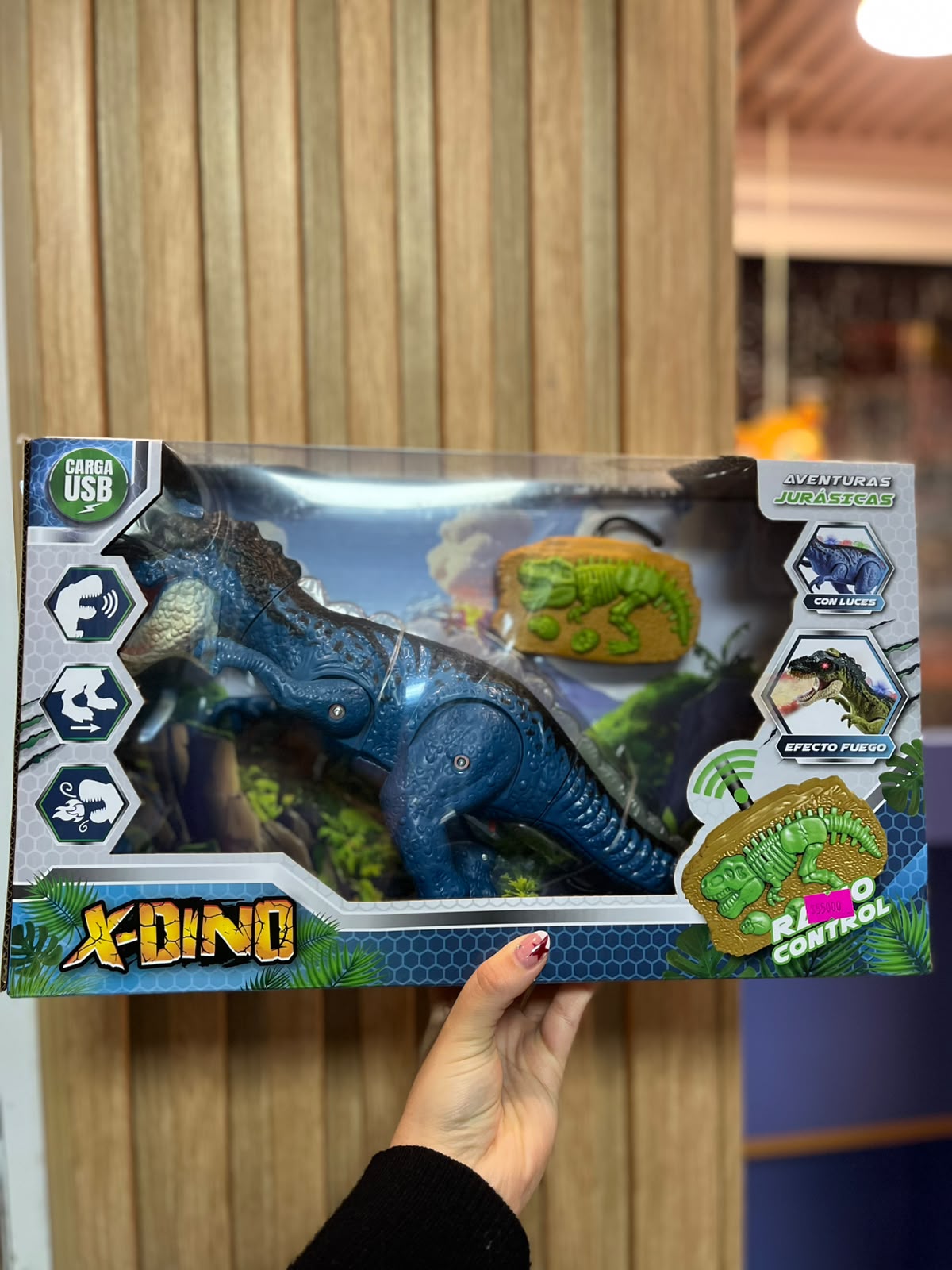 Dinosaurio con movimiento y sonido.