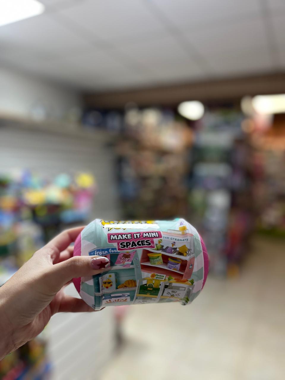Cápsula Sorpresa de mini muebles